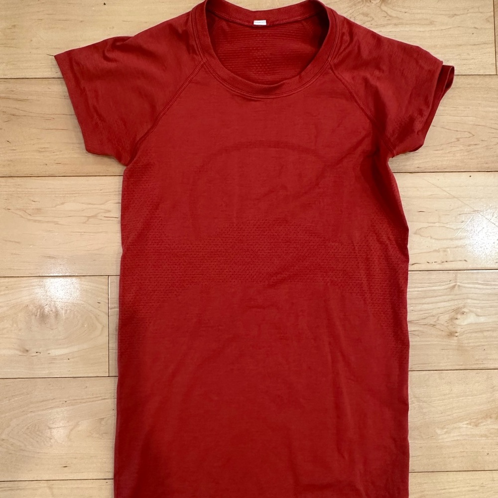 Lululemon Workout Shirt